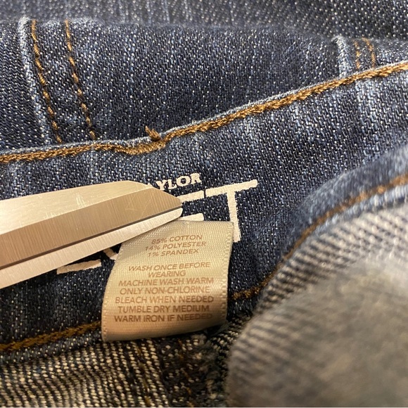 Ann Taylor Loft Womens Jeans sz 8 Blue Original Bootcut Stretch 31.5” Inseam - Picture 5 of 5